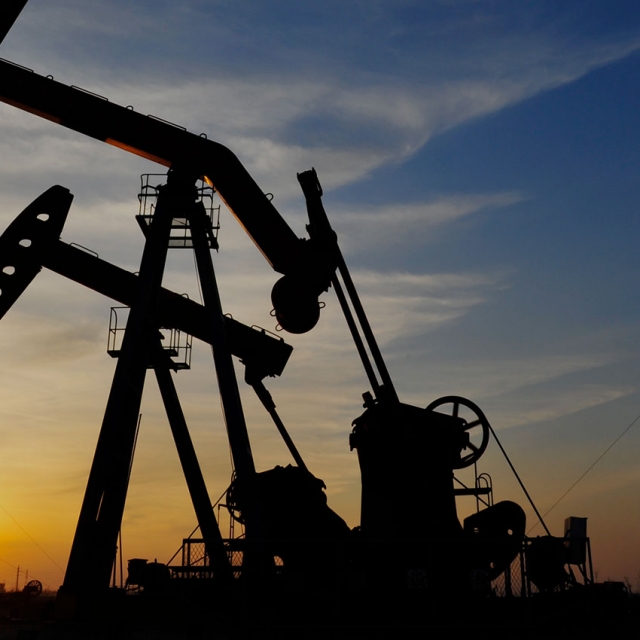 Unconventional Oil & Gas